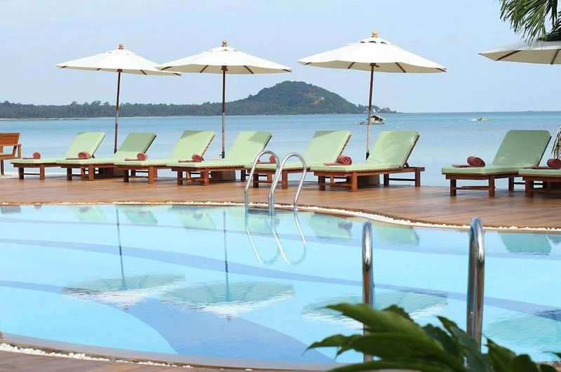 Centra By Centara Coconut Beach Resort Samui - Sha Plus Koh Samui Exterior photo