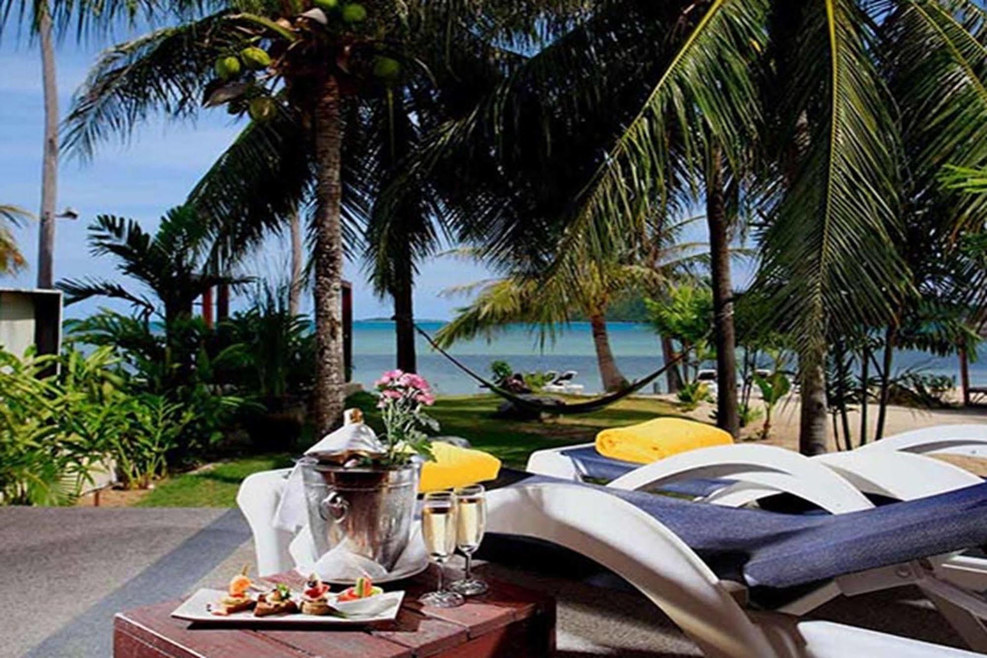 Centra By Centara Coconut Beach Resort Samui - Sha Plus Koh Samui Exterior photo